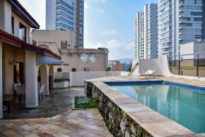 Apartamento a 400m da Praia da Enseada-Guaruja SP